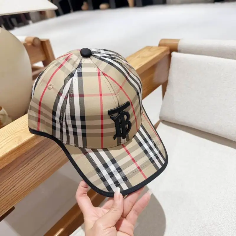 Burberry cap 195 (12)